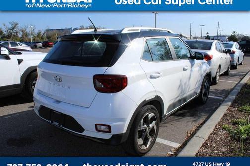 2023 Hyundai VENUE Limited