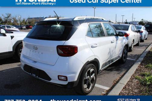 2023 Hyundai VENUE Limited