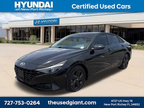 2023 Hyundai ELANTRA SEL