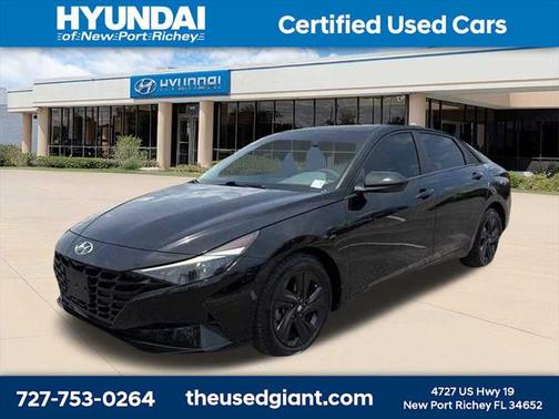 2023 Hyundai ELANTRA SEL