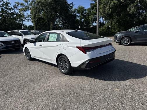 2025 Hyundai ELANTRA HEV Blue