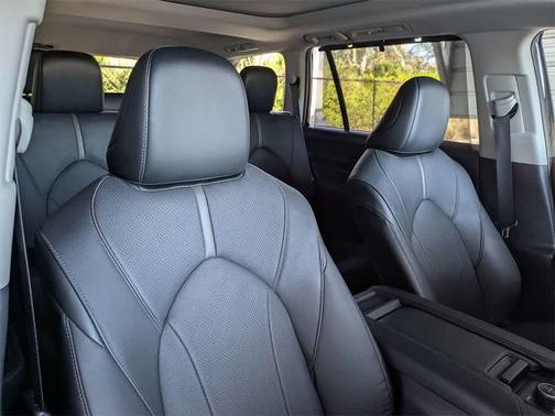 2024 Toyota Grand Highlander Platinum