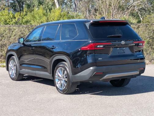 2024 Toyota Grand Highlander Platinum