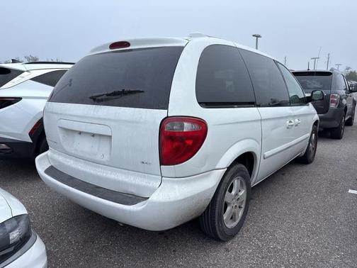2005 Dodge Caravan SXT