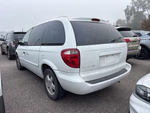 2005 Dodge Caravan SXT