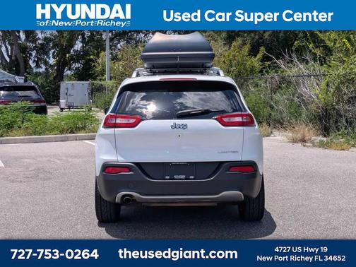 Bright White Clearcoat 2015 Jeep Cherokee Limited