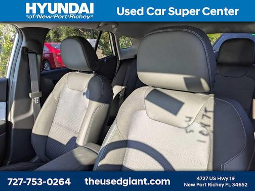 Summit White 2025 Chevrolet Trax LT