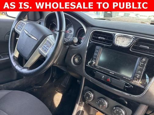 2012 Chrysler 200 Touring