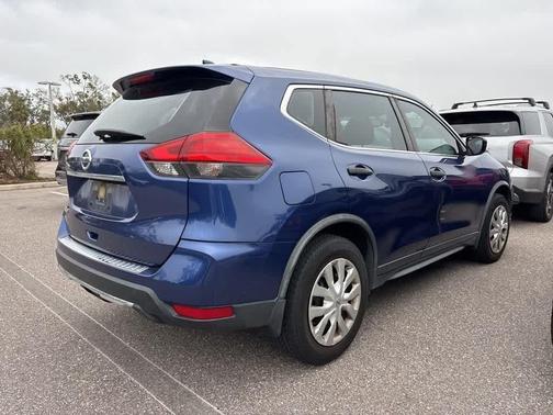 2017 Nissan Rogue S