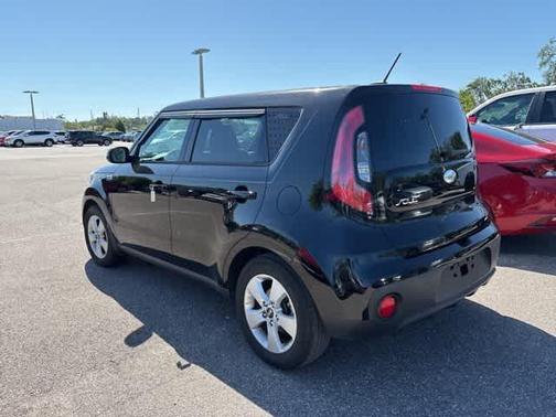2017 Kia Soul Base
