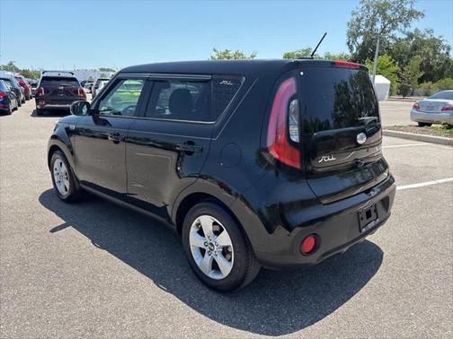 2017 Kia Soul Base