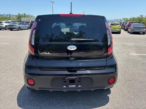 2017 Kia Soul Base