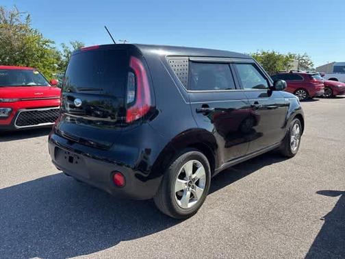 2017 Kia Soul Base
