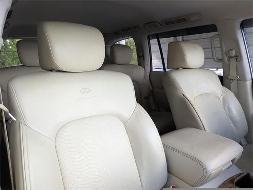 2012 INFINITI QX56 Base