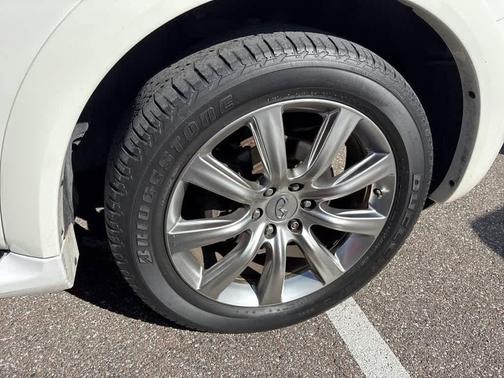 2012 INFINITI QX56 Base