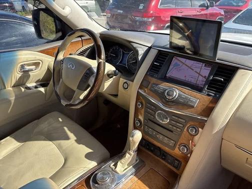 2012 INFINITI QX56 Base