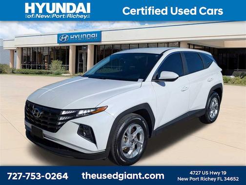 2024 Hyundai TUCSON SE