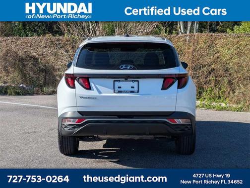 2024 Hyundai TUCSON SE