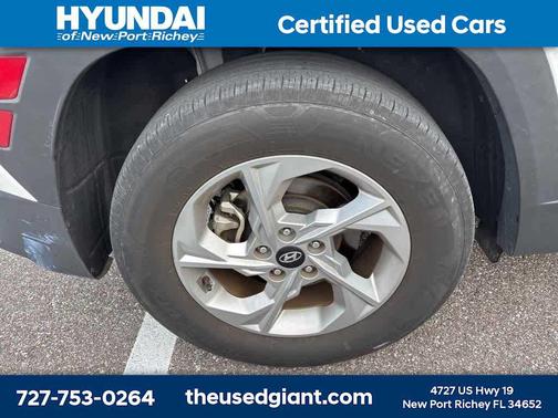 2024 Hyundai TUCSON SE