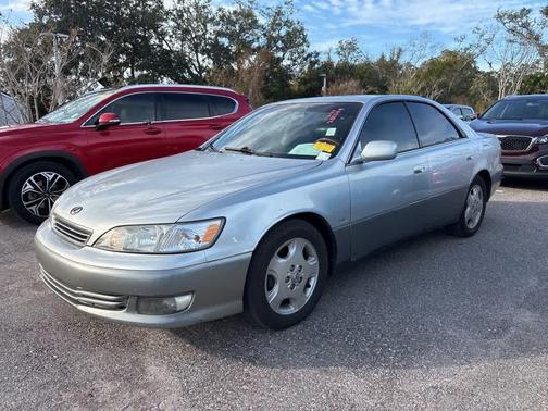 2000 Lexus ES 300 Base