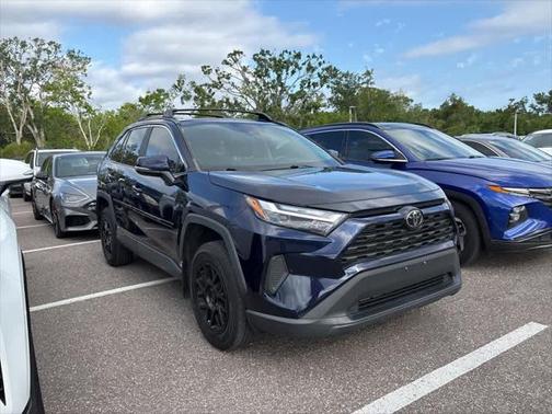 2022 Toyota RAV4 XLE