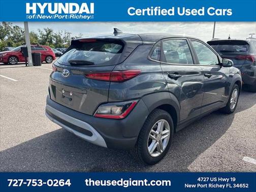 2022 Hyundai KONA SE