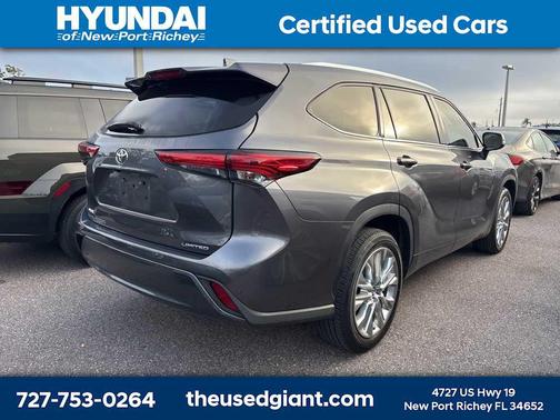 2022 Toyota Highlander Limited