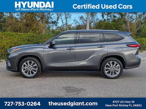 2022 Toyota Highlander Limited