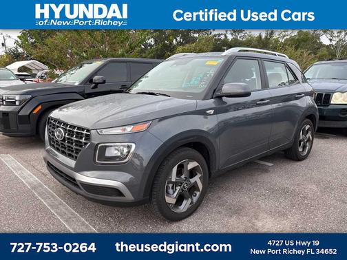 2024 Hyundai VENUE SEL
