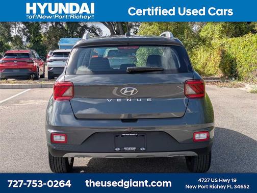 2024 Hyundai VENUE SEL