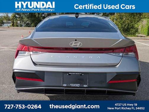 2025 Hyundai ELANTRA SEL