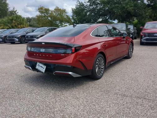 2025 Hyundai SONATA Hybrid Limited