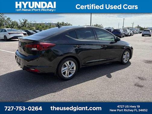 2020 Hyundai ELANTRA SEL