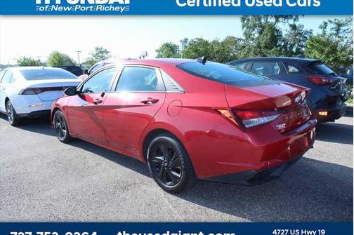 2021 Hyundai ELANTRA SEL