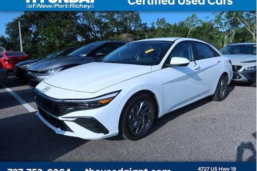 2024 Hyundai ELANTRA SEL