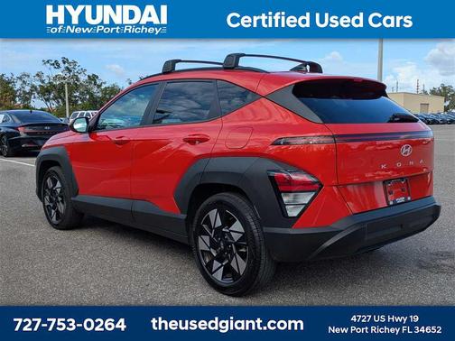 2024 Hyundai KONA SEL