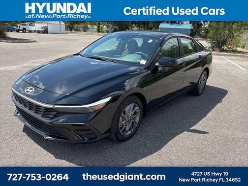 2024 Hyundai ELANTRA SEL