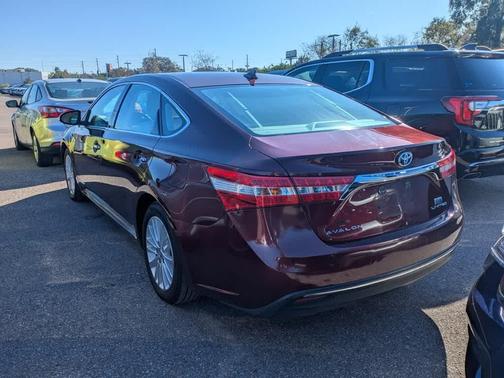 2013 Toyota Avalon Hybrid XLE Premium