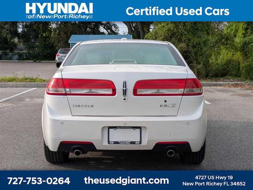 2012 Lincoln MKZ Base