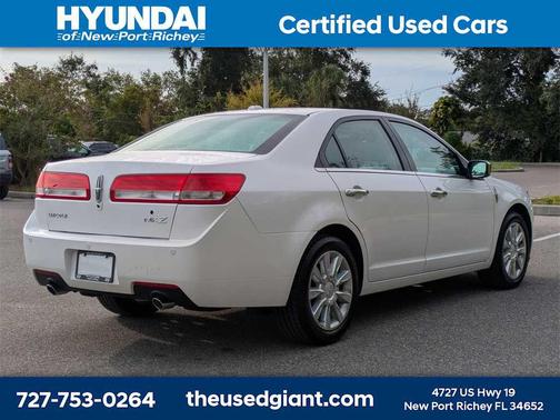2012 Lincoln MKZ Base