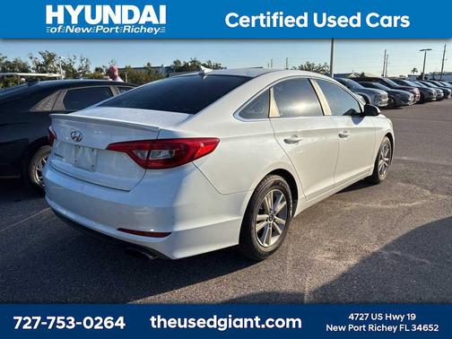 2016 Hyundai SONATA SE
