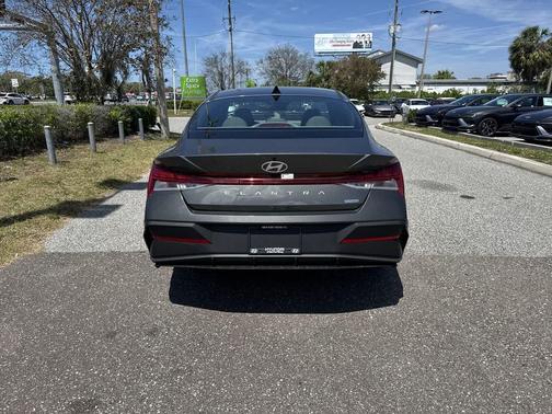 2025 Hyundai ELANTRA HEV Blue