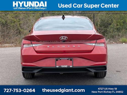 2023 Hyundai ELANTRA SEL