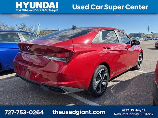 2023 Hyundai ELANTRA SEL