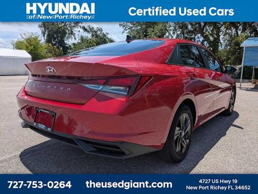 2023 Hyundai ELANTRA SEL
