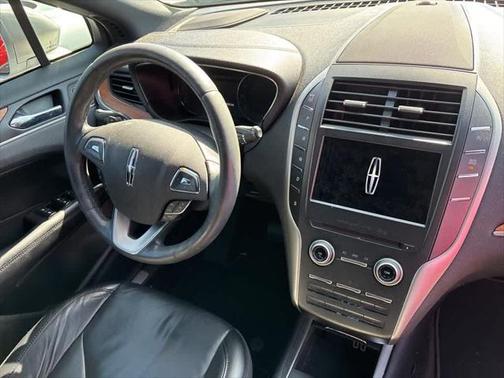 2019 Lincoln MKC Select