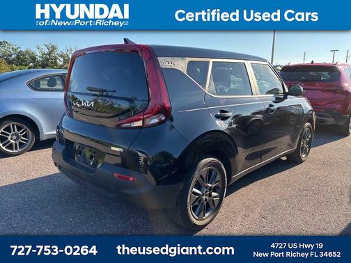 2022 Kia Soul EX