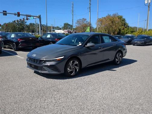 2026 Hyundai ELANTRA Limited