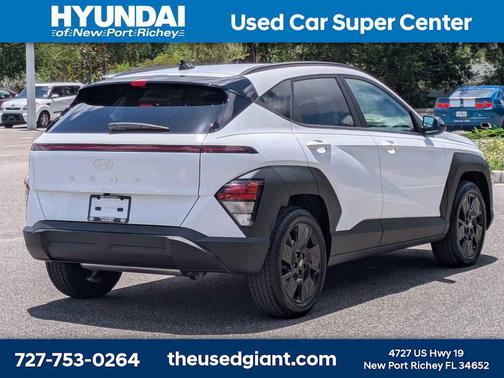 Atlas White 2026 Hyundai KONA SEL Sport