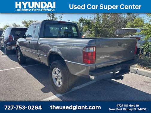 Gray 2004 Ford Ranger